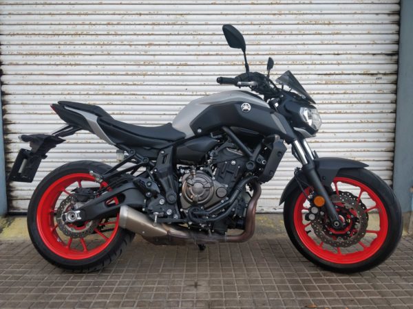 YAMAHA MT-07 ICE FLUOR - Imagen 2